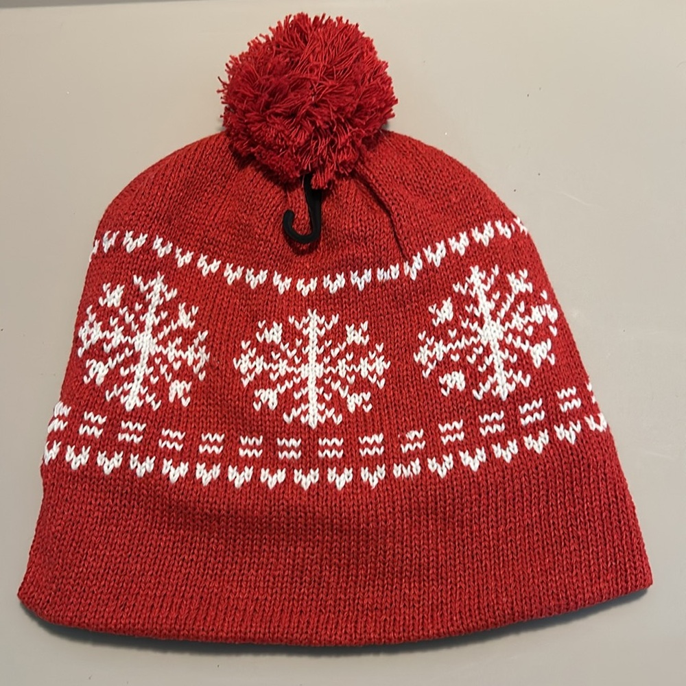 NWT Juncture Snowflake Red and White Fleece lined Pom Winter Hat. OS fits most - Picture 4 of 6